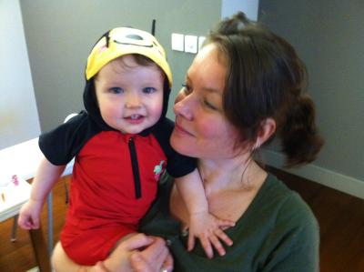 Hannah im Schwimmdress